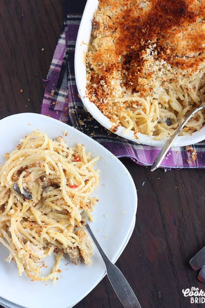Easy turkey tetrazzini recipe is a great way to use up Thanksgiving leftovers. Rich and creamy sauce and topped with buttery breadcrumb topping.