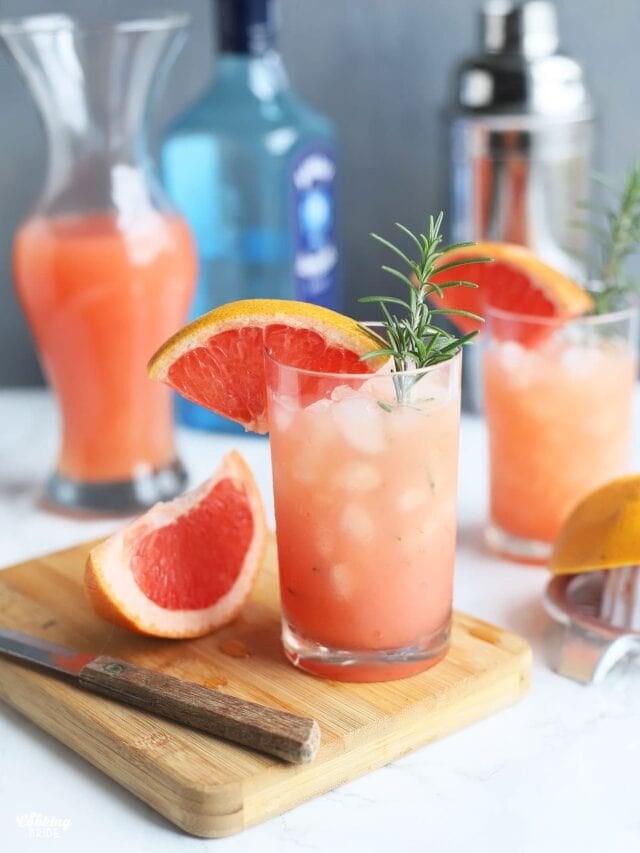 Rosemary and Gin Grapefruit Cocktail Recipe