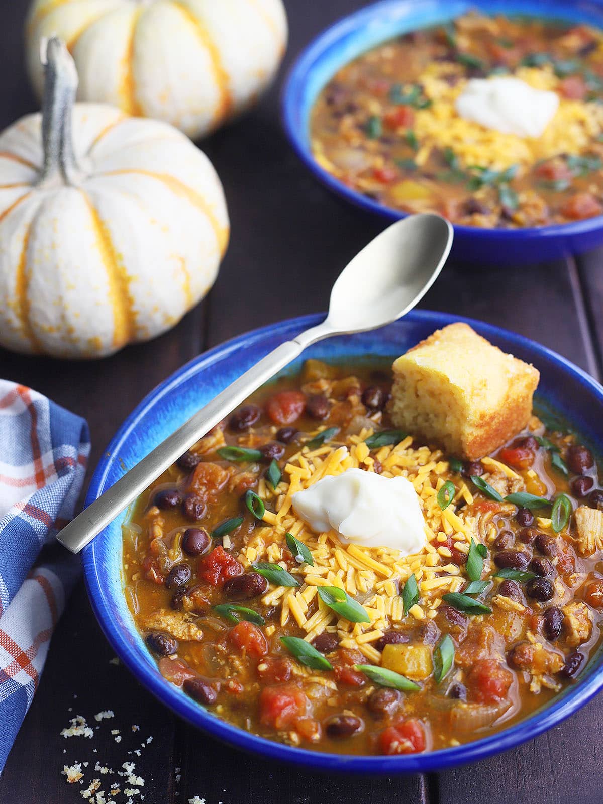 Easy turkey pumpkin black bean chili is perfect for fall! Black beans and Rotel tomatoes give it a Southwestern kick, making this chili recipe a rich and tasty cold weather meal.